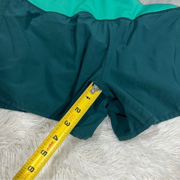 Nike Dri-Fit Sea Green Running Short Womans Size Medium - Picture 3 of 13